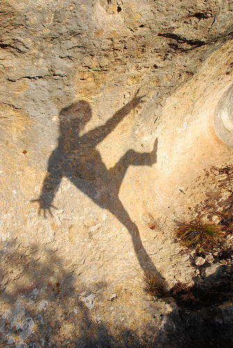 Photo d'une ombre figurative, quelque part en France. JPEG - 190.8 ko